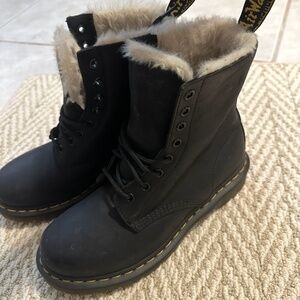 Doc Martens AirWair Limited Faux Fur inside